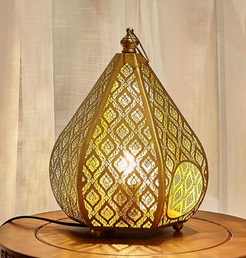 Thai Wrought Iron Hollow Bedside Table Lamp Thai Restaurant Creative Desk Light