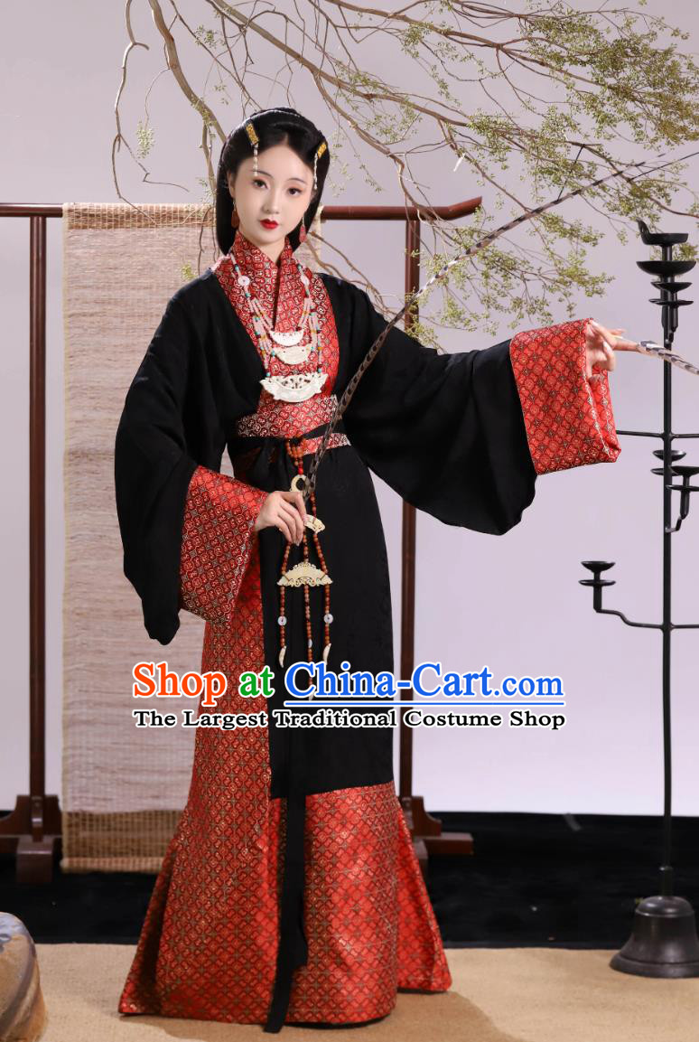 Western Han Style Fish Tail Straight Lapel Robe Traditional Chinese Black Hanfu Dress Ancient Palace Woman Clothing